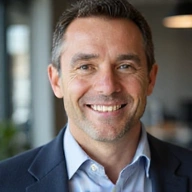 Dr. Alejandro García, Fundador y CEO